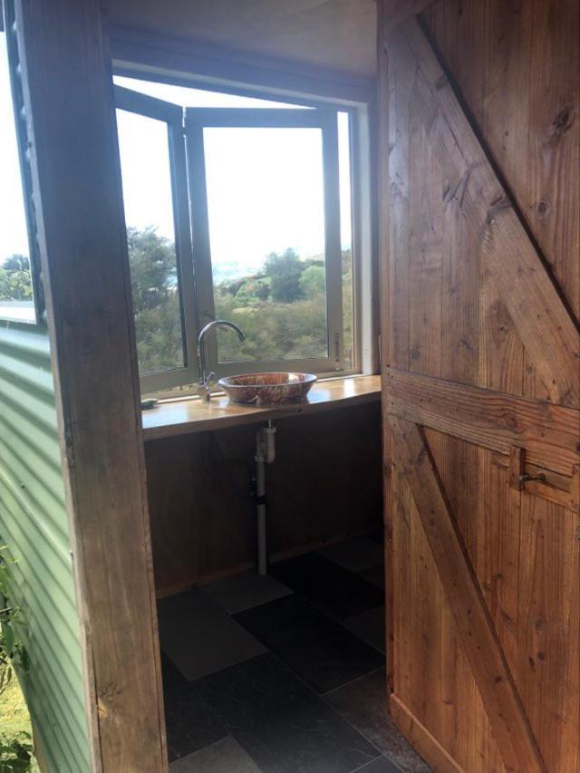 Sunrise Cabin At First Light Rangihaeata Retreat Takaka Exterior photo